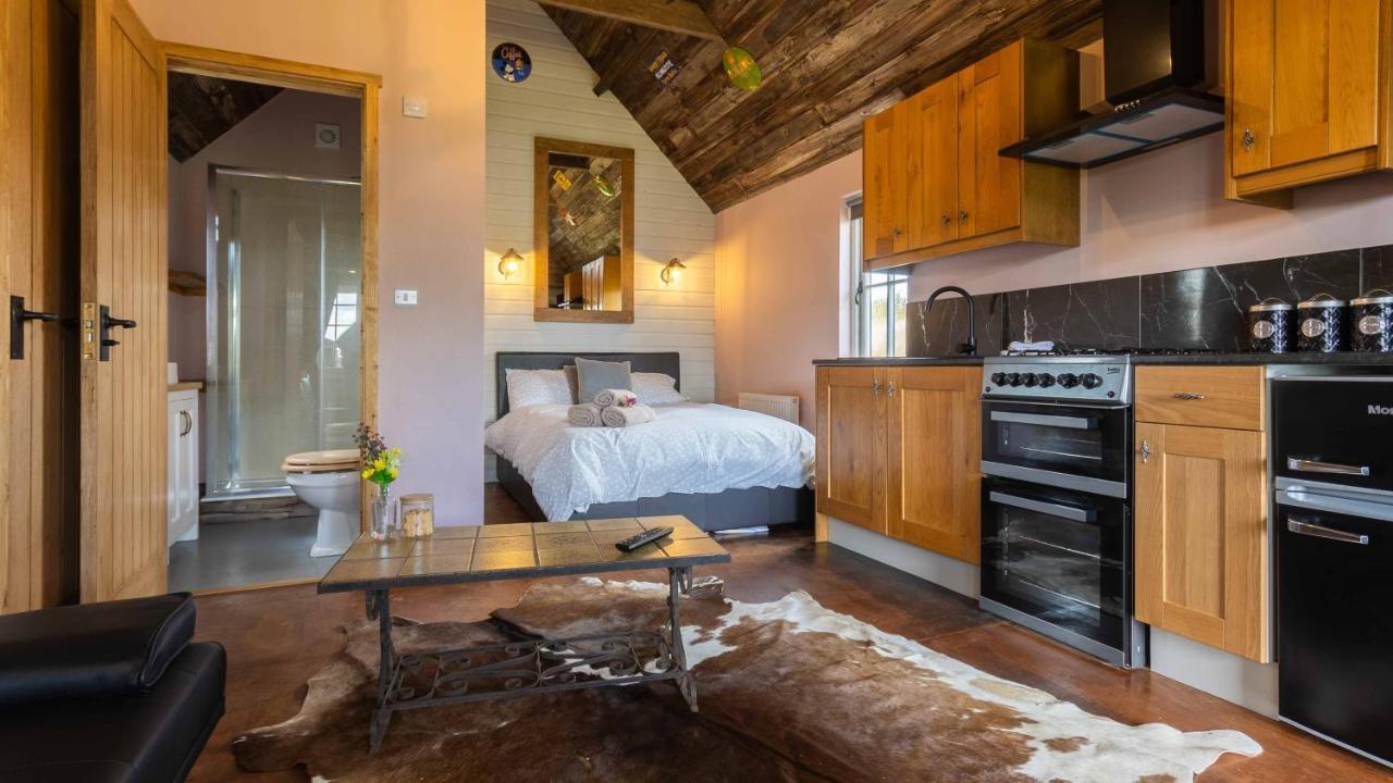 Lake View Lodges Long Melford Kültér fotó